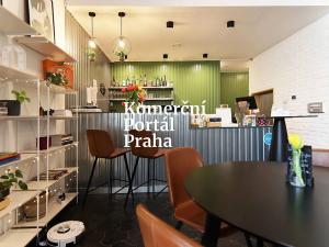 Pronájem restaurace, Praha - Kobylisy, Střelničná, 344 m2