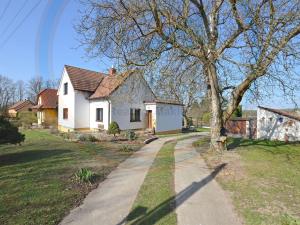 Prodej rodinného domu, Chržín, 220 m2