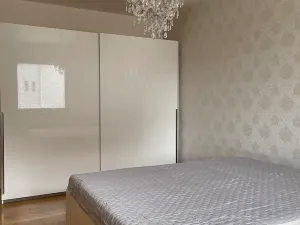 Pronájem bytu 2+kk, Praha - Smíchov, U Okrouhlíku, 49 m2