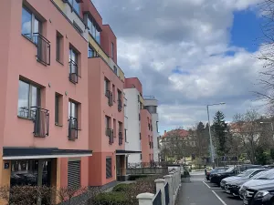 Pronájem bytu 2+kk, Praha - Smíchov, U Okrouhlíku, 49 m2