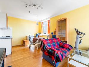 Prodej bytu 2+kk, Praha - Strašnice, Vinohradská, 38 m2
