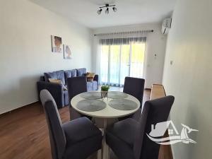 Prodej bytu 2+kk, Dobrá Voda, Černá Hora, 34 m2