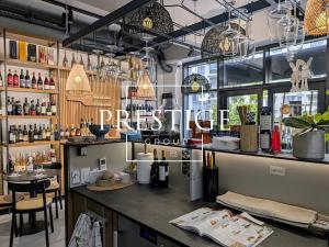 Pronájem restaurace, Praha - Košíře, Naskové, 45 m2