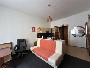 Prodej bytu 1+kk, Praha - Vinohrady, náměstí Jiřího z Lobkovic, 26 m2