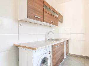 Prodej bytu 2+1, Lovosice, Terezínská, 56 m2
