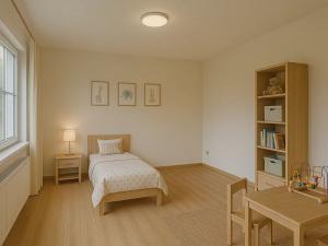 Prodej bytu 3+1, Liberec, Seniorů, 88 m2