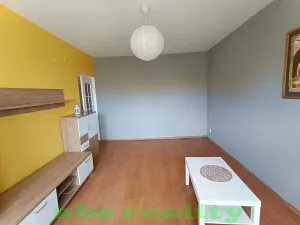 Pronájem bytu 2+1, Milovice, 60 m2