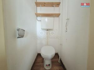 Prodej bytu 2+1, Ostrov, Hlavní třída, 60 m2