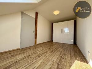 Prodej bytu 2+kk, Praha - Libeň, Zenklova, 83 m2