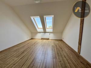 Prodej bytu 2+kk, Praha - Libeň, Zenklova, 106 m2