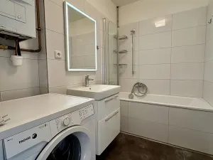Prodej bytu 2+kk, Praha - Libeň, Zenklova, 106 m2