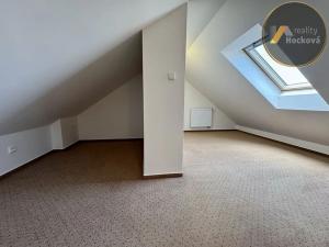 Prodej bytu 2+kk, Praha - Libeň, Zenklova, 89 m2