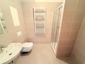 Pronájem bytu 1+kk, Praha - Dolní Měcholupy, Kardausova, 36 m2