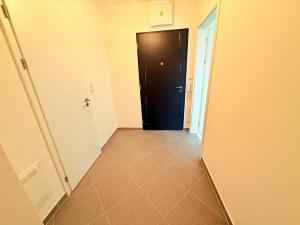 Pronájem bytu 1+kk, Praha - Dolní Měcholupy, Kardausova, 36 m2