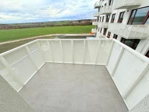 Pronájem bytu 1+kk, Praha - Dolní Měcholupy, Kardausova, 36 m2