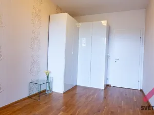 Pronájem bytu 2+kk, Praha - Holešovice, Jankovcova, 55 m2