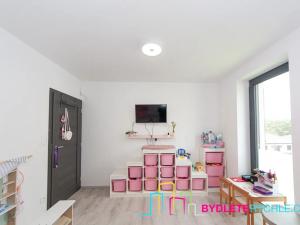 Prodej rodinného domu, Krhanice, 140 m2