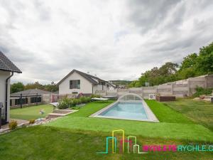 Prodej rodinného domu, Krhanice, 140 m2