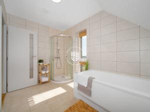 Prodej rodinného domu, Praha, 103 m2