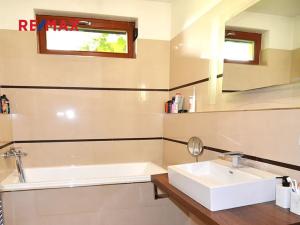 Prodej bytu 3+kk, Praha - Hloubětín, K náhonu, 71 m2