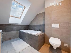 Prodej rodinného domu, Beroun, Pod Homolkou, 264 m2