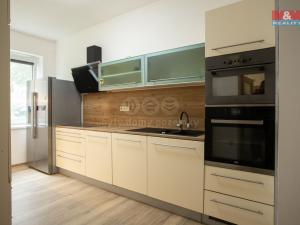 Prodej bytu 4+1, Loučovice, 83 m2
