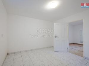 Prodej rodinného domu, Týnec nad Labem - Vinařice, 300 m2