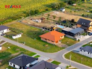 Prodej rodinného domu, Bánov, 197 m2