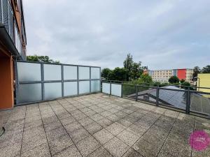 Pronájem bytu 2+kk, Olomouc, Nezvalova, 45 m2