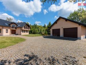 Prodej rodinného domu, Nová Role - Mezirolí, 221 m2