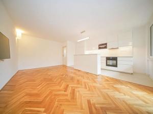 Pronájem bytu 2+kk, Praha - Vokovice, K Červenému vrchu, 60 m2