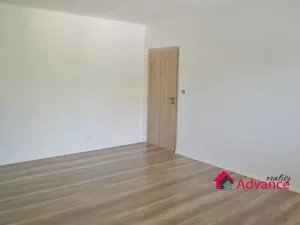 Pronájem bytu 1+1, Ostrava, Šeříková, 39 m2
