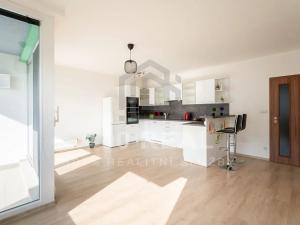Pronájem bytu 2+kk, Hradec Králové, Svatojánská, 57 m2