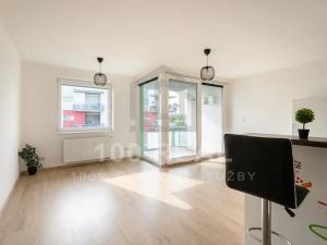 Pronájem bytu 2+kk, Hradec Králové, Svatojánská, 57 m2