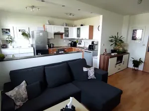 Prodej bytu 2+kk, Milovice, Topolová, 69 m2