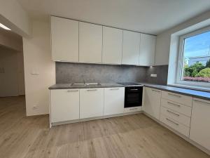 Pronájem bytu 3+1, Praha - Krč, Lukešova, 71 m2