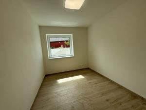 Pronájem bytu 3+1, Praha - Krč, Lukešova, 71 m2