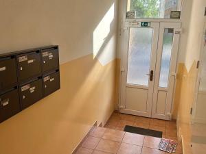Prodej bytu 3+kk, Karlovy Vary, Závodu míru, 66 m2