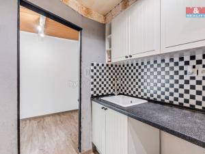 Prodej bytu 2+kk, Teplice - Prosetice, Pod školou, 47 m2
