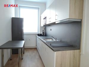 Pronájem bytu 4+1, Hostivice, Sportovců, 125 m2