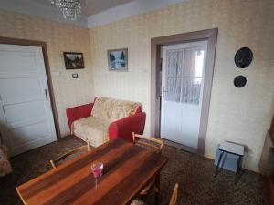 Prodej rodinného domu, Jičín - Nové Město, K. Vika, 150 m2