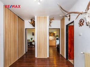 Prodej rodinného domu, Mokrovraty, 290 m2