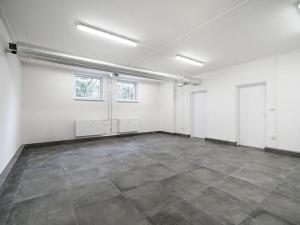 Pronájem obchodního prostoru, Praha - Kobylisy, Bergerova, 105 m2