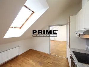 Pronájem bytu 3+1, Praha - Smíchov, Štefánikova, 129 m2