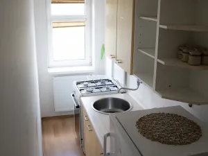 Pronájem bytu 1+1, Praha - Nusle, U Svépomoci, 38 m2