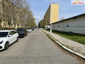 Pronájem garáže, Praha - Kamýk, Pšenčíkova, 19 m2