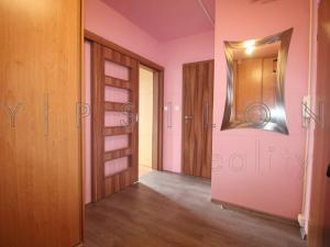 Pronájem bytu 1+1, Praha - Černý Most, Bryksova, 39 m2