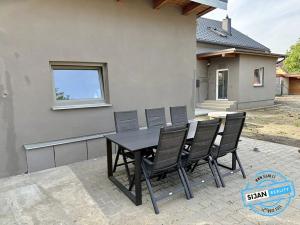 Pronájem bytu 2+kk, Opava, Vodárenská, 105 m2