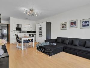 Prodej bytu 2+kk, Praha - Letňany, Chlebovická, 58 m2