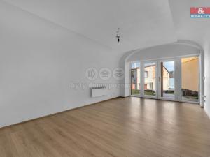 Prodej bytu 3+kk, Miletín, Komenského, 76 m2